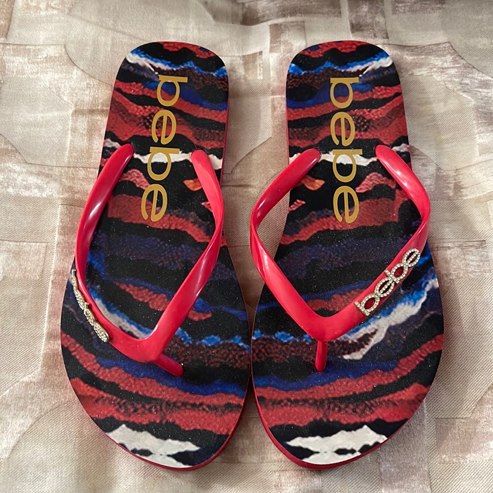 Bebe flip flops